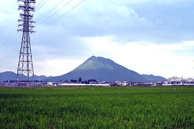 三上山 近江富士